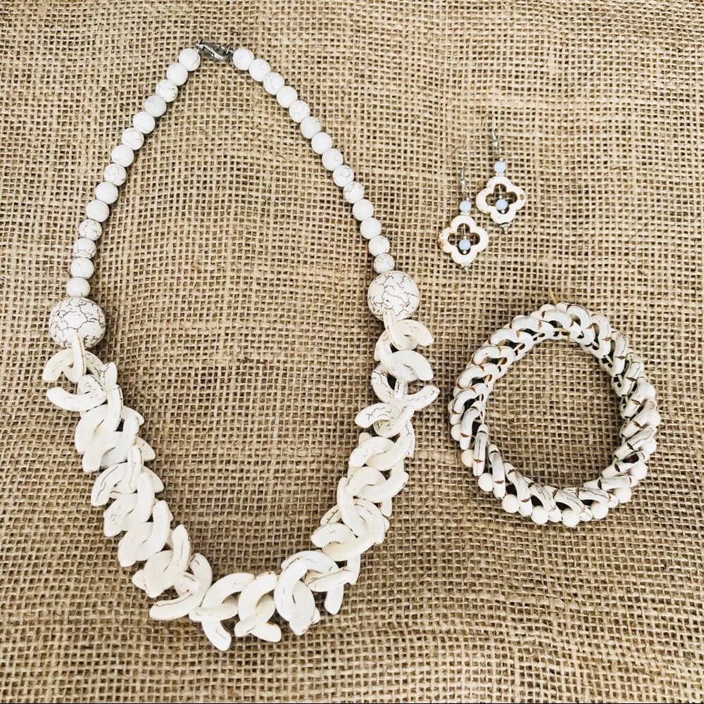 3-piece necklace and earring set.